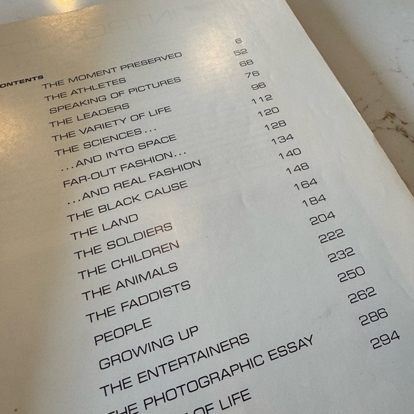 The Best of Life Magazine Book Collectible Avon Publishers Copyright 1973 Soft - Picture 7 of 11